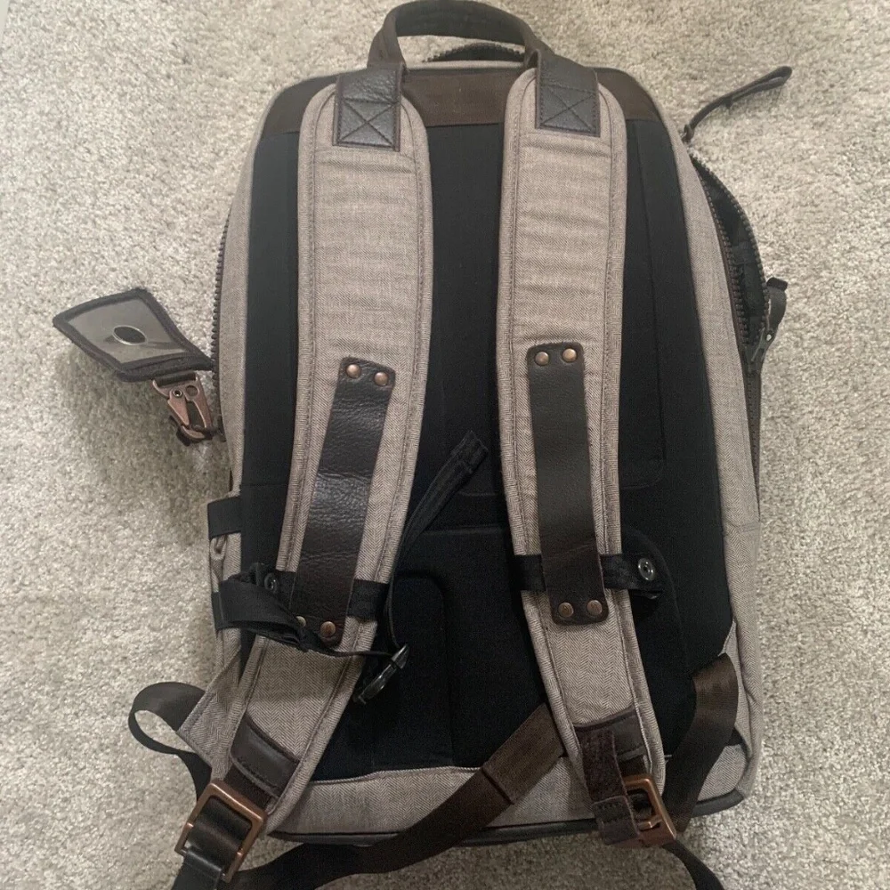 Timbuk2 msrp $229